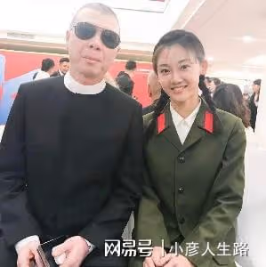 程曉玥公布新戀情，曬男友送超大鑽戒求婚照！苗苗屬實羨慕了