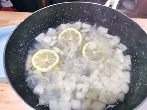 「潤肺止咳，清甜去火」－檸檬雪梨湯