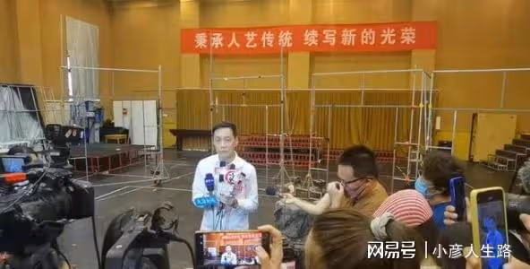 他演活家暴男，被罵21年，當紅時隱退：戲好，人品更好