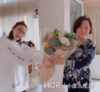 賭王三房長女何超云:攜5億嫁妝「下嫁」小4歲的消防員