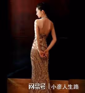 娛樂圈10位90後女星身材排名:關曉彤第六、娜扎第三、第一絕了