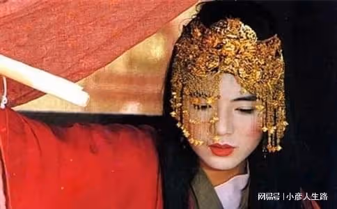 所有鬼魅皆是想像