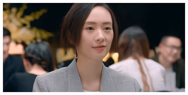 「兒媳,小姑子拖家帶口搬家麻煩,你帶孫女租房吧」「房賣了」