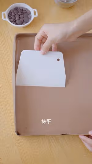 夢龍脆皮盒子