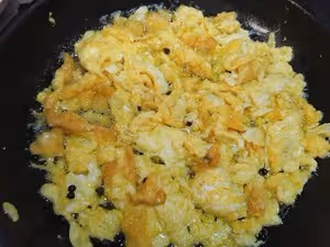 脆皮韭菜盒子