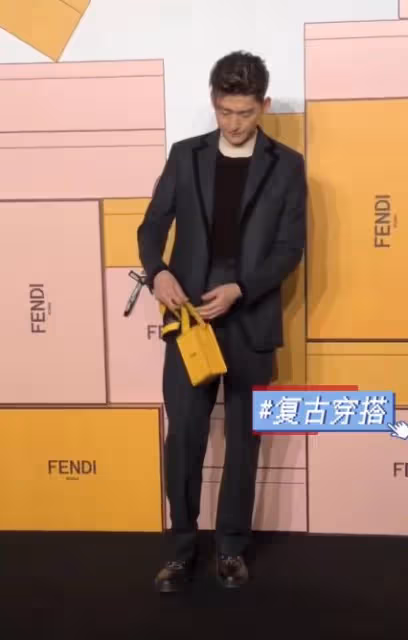 被網暴到性格大變，張瀚出席活動全程謹慎小心，自大狂傲再也不見