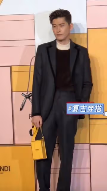被網暴到性格大變，張瀚出席活動全程謹慎小心，自大狂傲再也不見