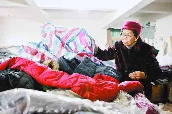 80歲阿嬤欠2000多萬巨額債「信守承諾」10多年還清「還清最後1萬塊」終於釋然:一人事一人扛