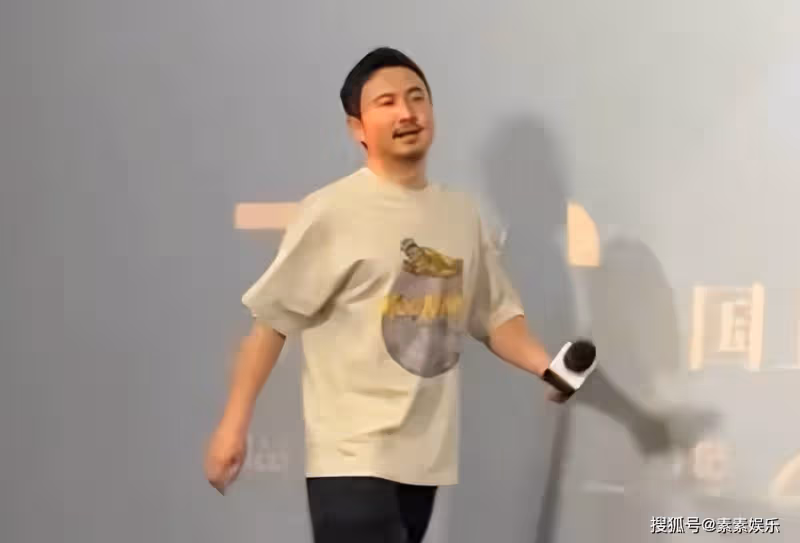 沈騰瘦了好多，像是長了頭髮的徐崢，練普拉提瘦身初見成效