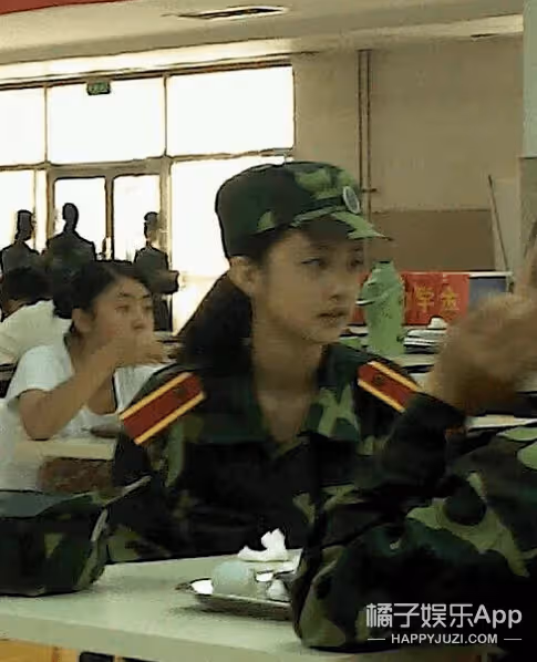 還記得美女學霸蔡茂嗎?如今已經博士畢業了?