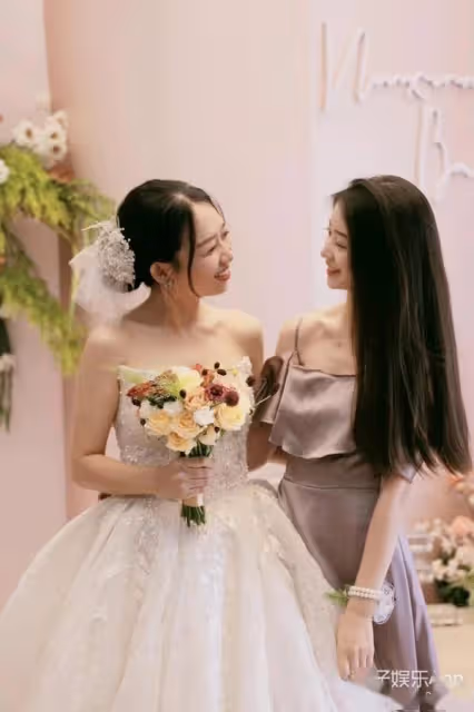 還記得美女學霸蔡茂嗎?如今已經博士畢業了?