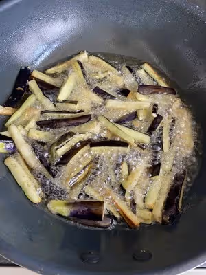無肉勝有肉超級下飯噠：魚香茄條