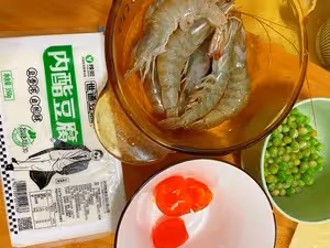 鹹蛋黃蝦仁燴豆腐