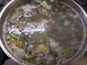 羊湯（不用添加劑，湯也呈奶白色的訣竅）
