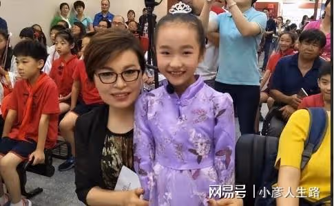 李瑞英：在央視工作28年0失誤，卻在退休後遭眾怒，她發生了什麼