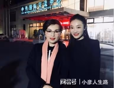 李瑞英：在央視工作28年0失誤，卻在退休後遭眾怒，她發生了什麼