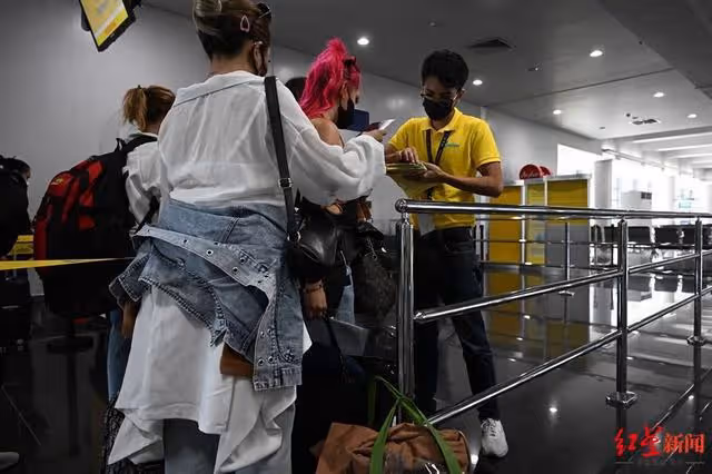 經紀公司販運人口!菲律賓女歌手赴韓追「藝人夢」,卻淪落酒吧境遇悲慘