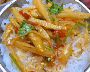 我媽的拿手菜！！熗拌藕絲！酸辣脆爽！
