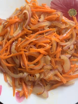 清炒洋蔥胡蘿蔔絲🥕