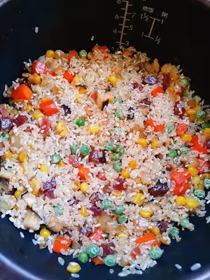 五彩蒸飯（適合寶寶吃的咸飯）