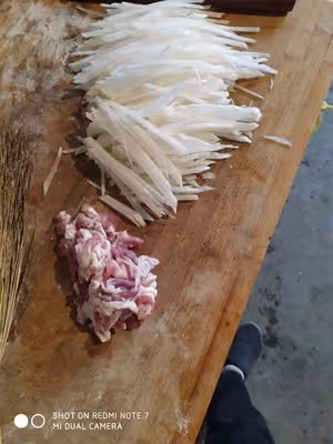 家常蘿蔔絲炒肉
