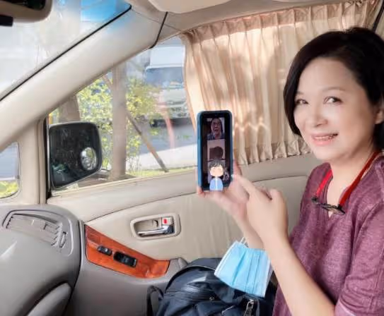 「真的撐不下去了！」紀寶如一句求助，影后楊貴媚「豪邁200多萬獻善心」緊急救同行，不求回報反謝對方「我是在報恩」