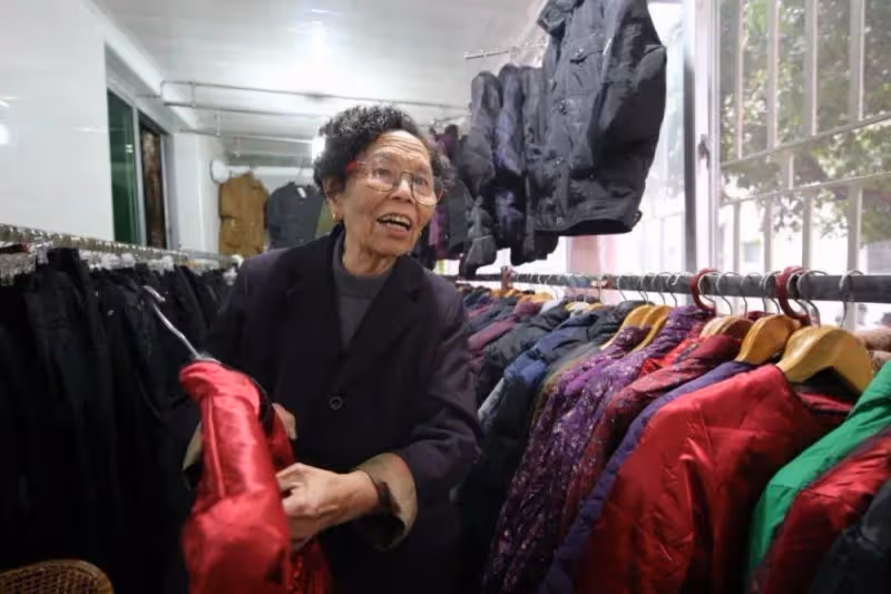 80歲阿嬤欠2000多萬巨額債 「信守承諾」10多年還清「還清最後1萬塊」終於釋然：一人事一人扛