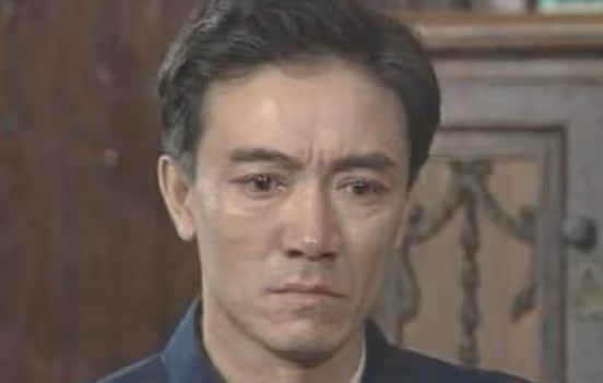 難怪李幼斌「拋棄」相處24年原配，娶有3婚史的蘭芽，因岳父太牛