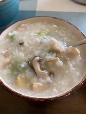 早餐香菇雞肉粥