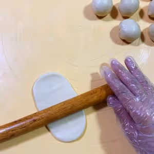 可可愛愛，都是腦袋—卡通蛋黃酥～