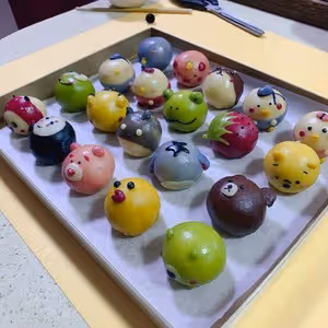 可可愛愛，都是腦袋—卡通蛋黃酥～