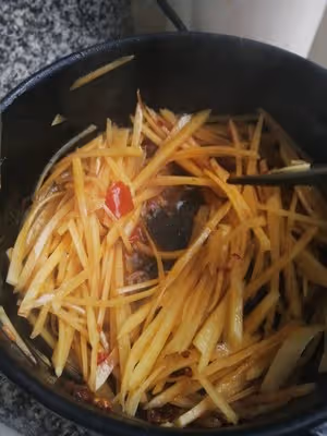 土豆絲炒飯