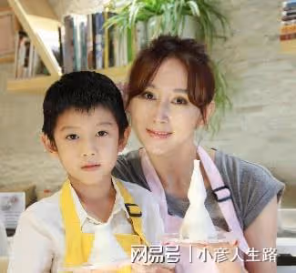 胡靜:一頓飯與丈夫結緣,和婆婆情同姐妹,日子紅紅火火有滋味