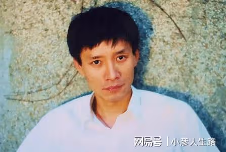 演員田小潔:二婚娶江珊,飯也是他做的,如今他還好嗎?