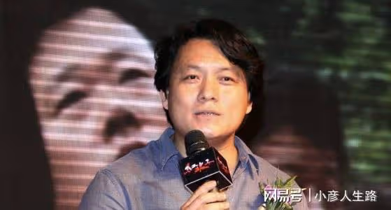 最強嫂子岳麗娜:為愛私奔拼生三子,愛人卻扶弟成魔,硬拉我做配