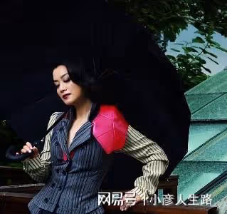 毛阿敏:嫁富豪生兩娃,丈夫去世9個月留下260億遺產,如今怎樣了