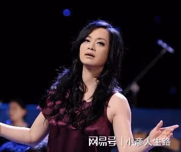 毛阿敏:嫁富豪生兩娃,丈夫去世9個月留下260億遺產,如今怎樣了