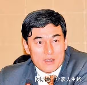 毛阿敏:嫁富豪生兩娃,丈夫去世9個月留下260億遺產,如今怎樣了