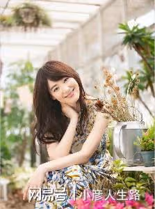 王冠:貌美如花,被父母催婚14年,為何39歲仍單身?