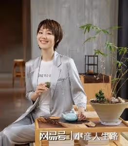 王冠:貌美如花,被父母催婚14年,為何39歲仍單身?