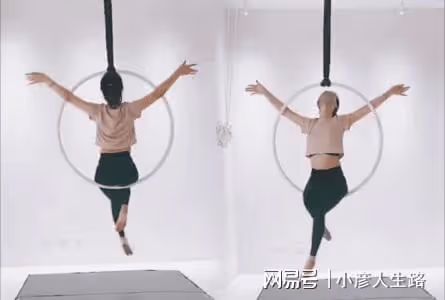 林心如在超市錄節目,穿露臍裝隱約可見馬甲線,46歲狀態依然年輕