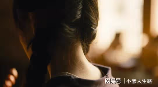 殷桃的雅,黃小蕾的虎