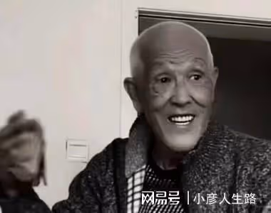 趙本山前輩王忠堂去世!徒弟閆學晶忙宣傳直播,不悼念師父引爭議
