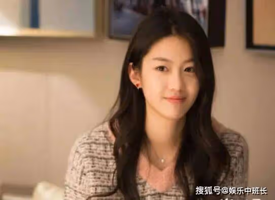向涵之是誰的女兒？為什麼叫三里屯姐妹？向涵之畢業於哪個大學？