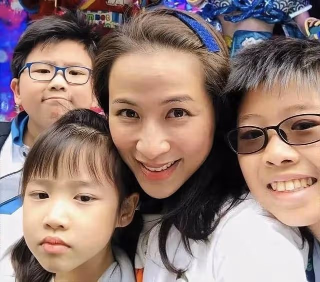 香港知名女星再度復出!遭網友吐槽又老又過氣,參加商演還被揩油