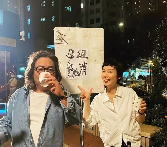 香港知名女星新劇穿泳裝出鏡!身材不輸年輕演員,與前夫隱婚11年