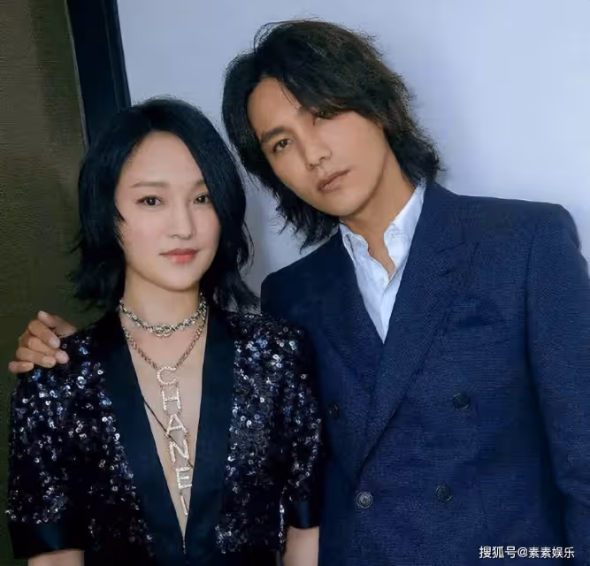 周迅男友官宣戀情,周迅48歲獲得卓越的花式表白,用音樂玩浪漫