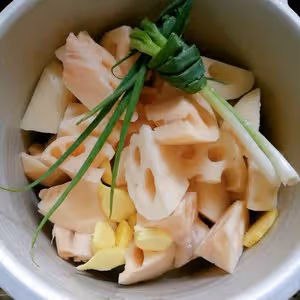 排骨蓮藕湯（高壓鍋版）