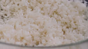 皮蛋瘦肉粥，兩種米讓它綿滑濃香