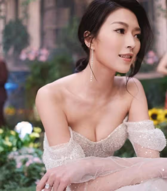 婚禮最快明年4月舉行！英皇小生曝隨時會延期，不敢叫老闆包酒席